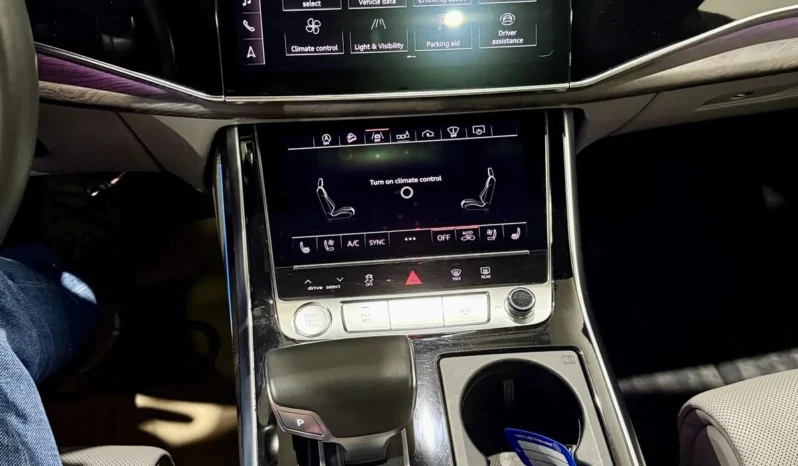 
								Audi Q8 55TFSI Technik Bang 3D full									