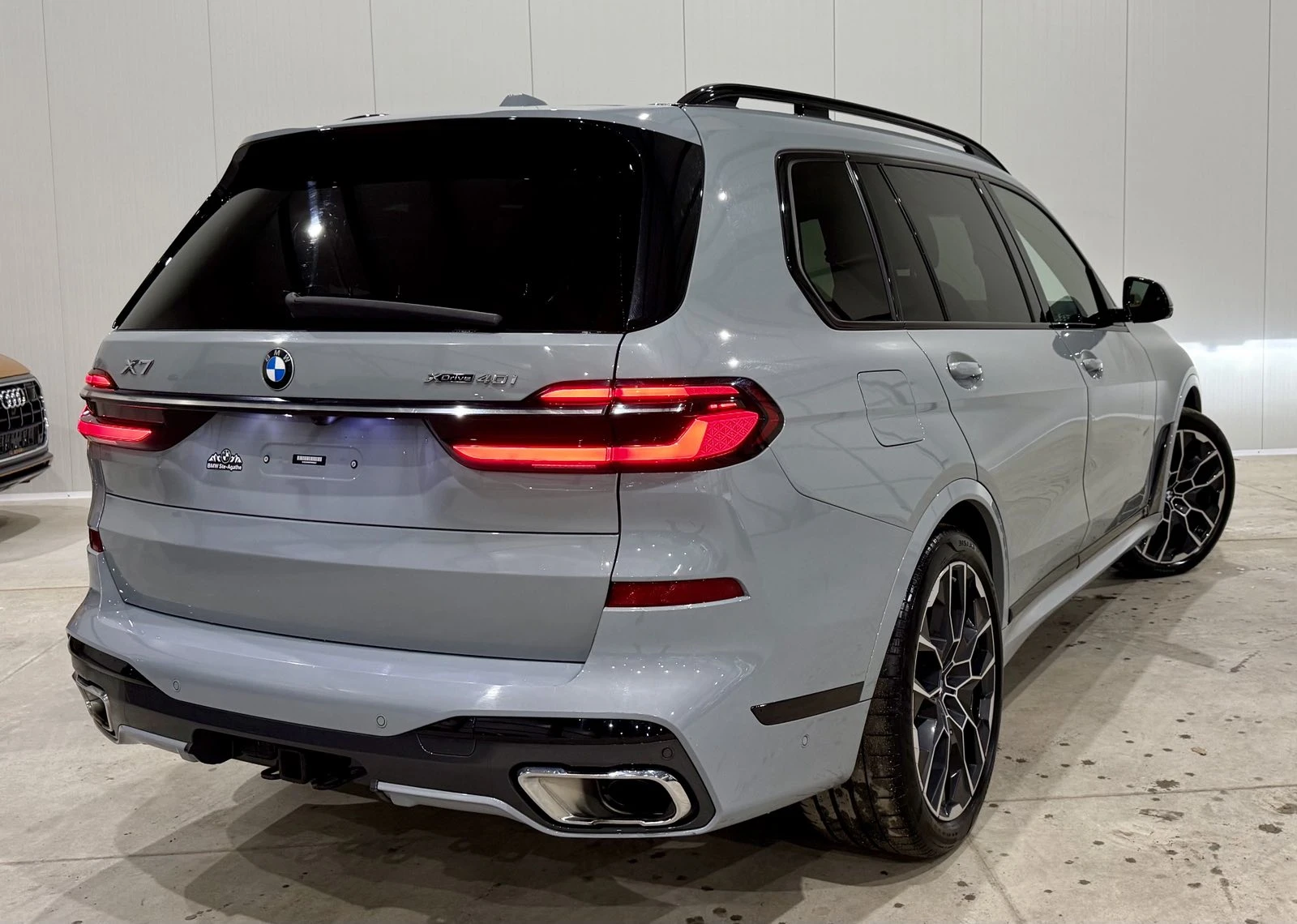 BMW X7 40i M Sport Shadow Line