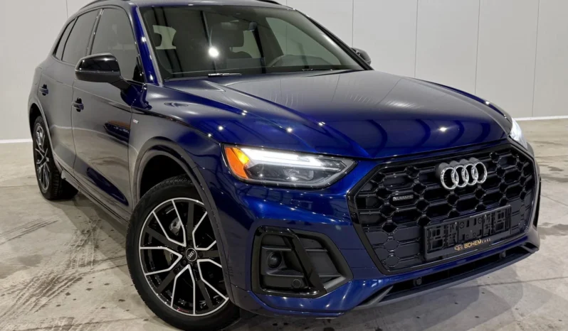 
								Audi Q5 45TFSI S Line Black Optic full									