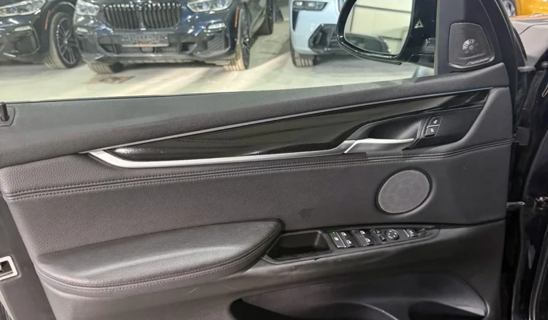 
								BMW X5 35i xDrive M Package Shadow Line full									