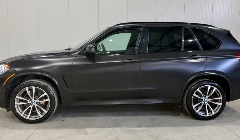 
								BMW X5 35i xDrive M Package Shadow Line full									