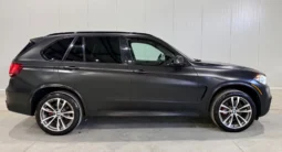 
										BMW X5 35i xDrive M Package Shadow Line full									