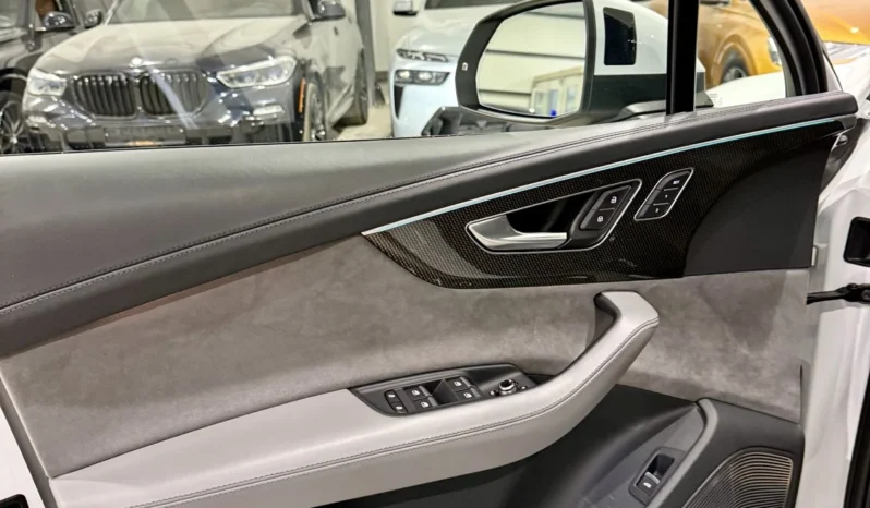 
								Audi SQ7 40T 507кс Black Optic full									