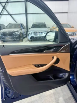 
										BMW X3 30e xDrive full									