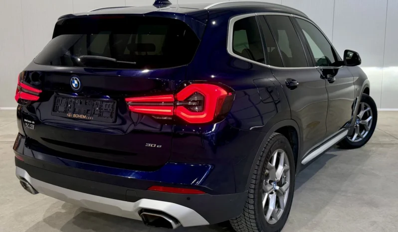 
								BMW X3 30e xDrive full									