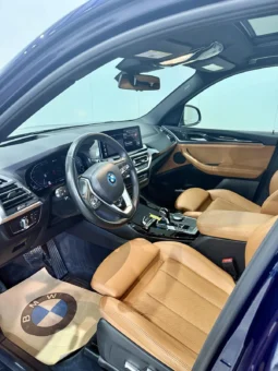 
										BMW X3 30e xDrive full									