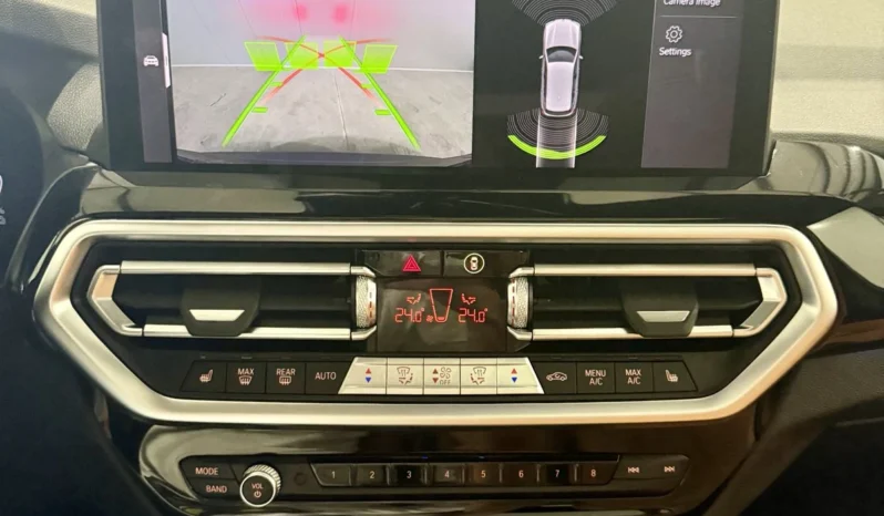 
								BMW X3 30e xDrive full									
