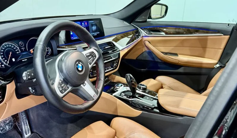 
								BMW 540 xDrive M Package full									