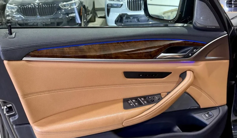 
								BMW 540 xDrive M Package full									