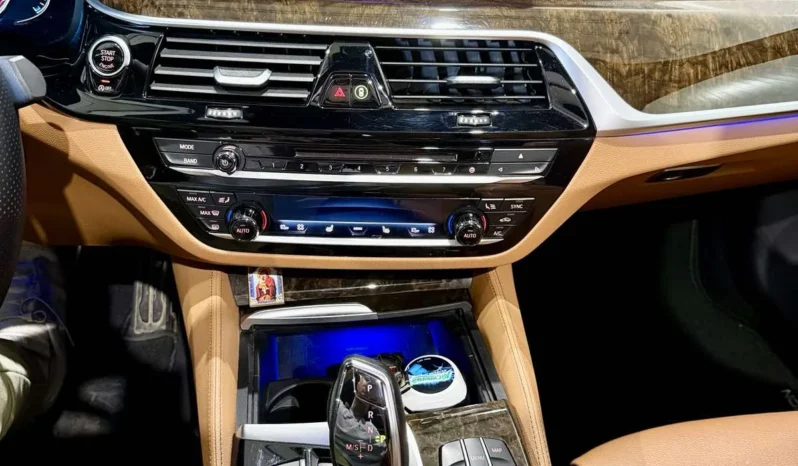 
								BMW 540 xDrive M Package full									