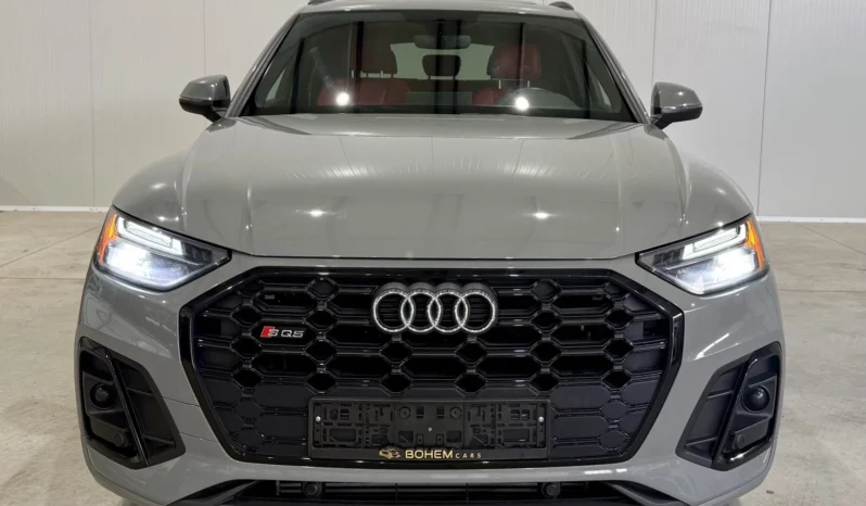 
								Audi SQ5 30T Black Optic full									