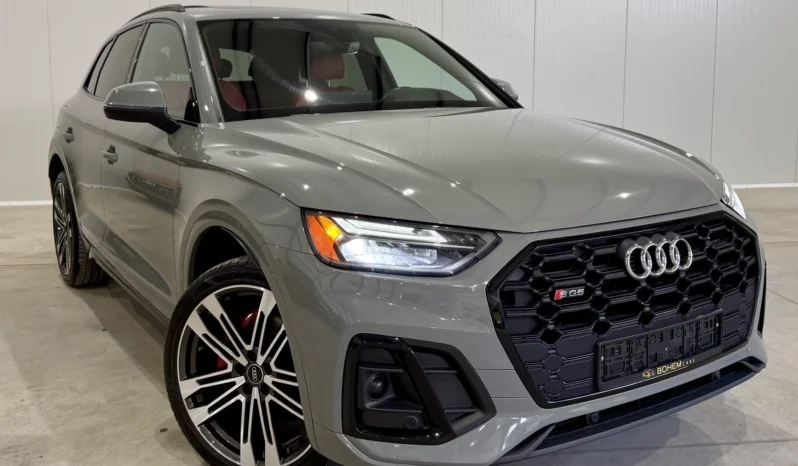 
								Audi SQ5 30T Black Optic full									