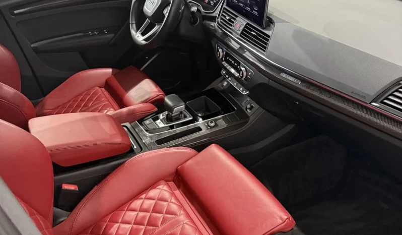 
								Audi SQ5 30T Black Optic full									