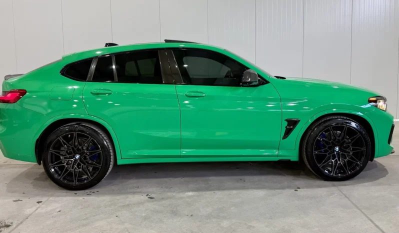 
								BMW X4 M Competition full									