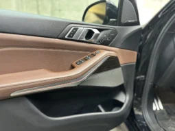 
										BMW X5 xdrive 40i M-Sport full									