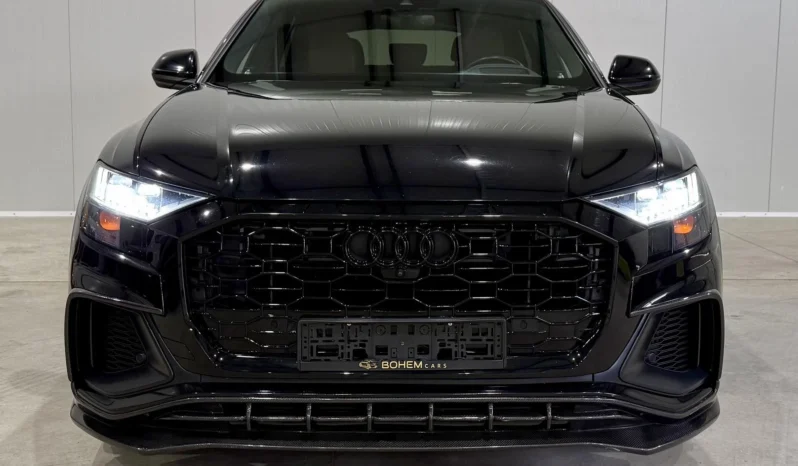 
								Audi Q8 55TFSI Technik Black Optic full									