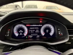 
										Audi Q8 55TFSI Technik Black Optic full									