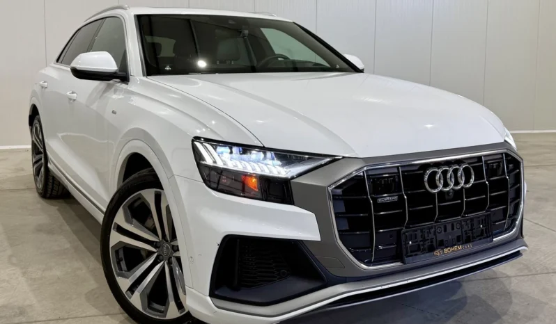 
								Audi Q8 55TFSI Technik full									