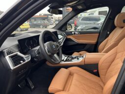 
										BMW X5 xDrive 40i M Sport Pro full									
