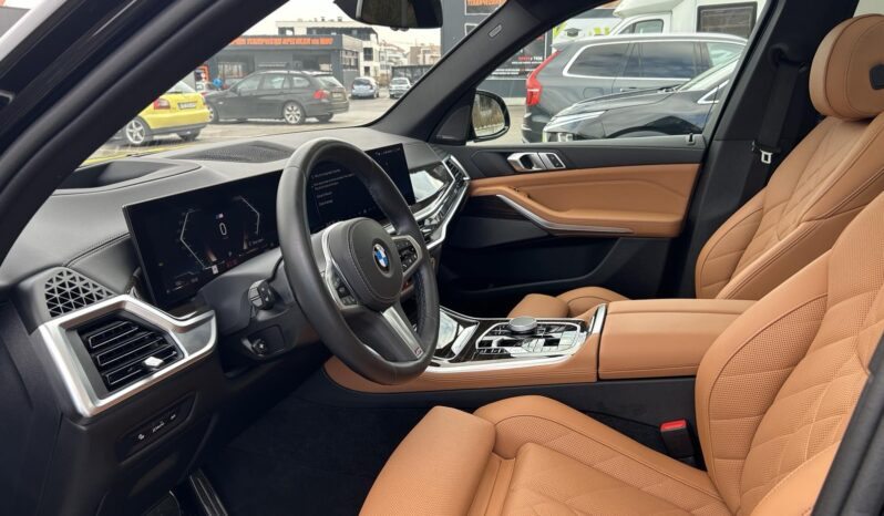 
								BMW X5 xDrive 40i M Sport Pro full									