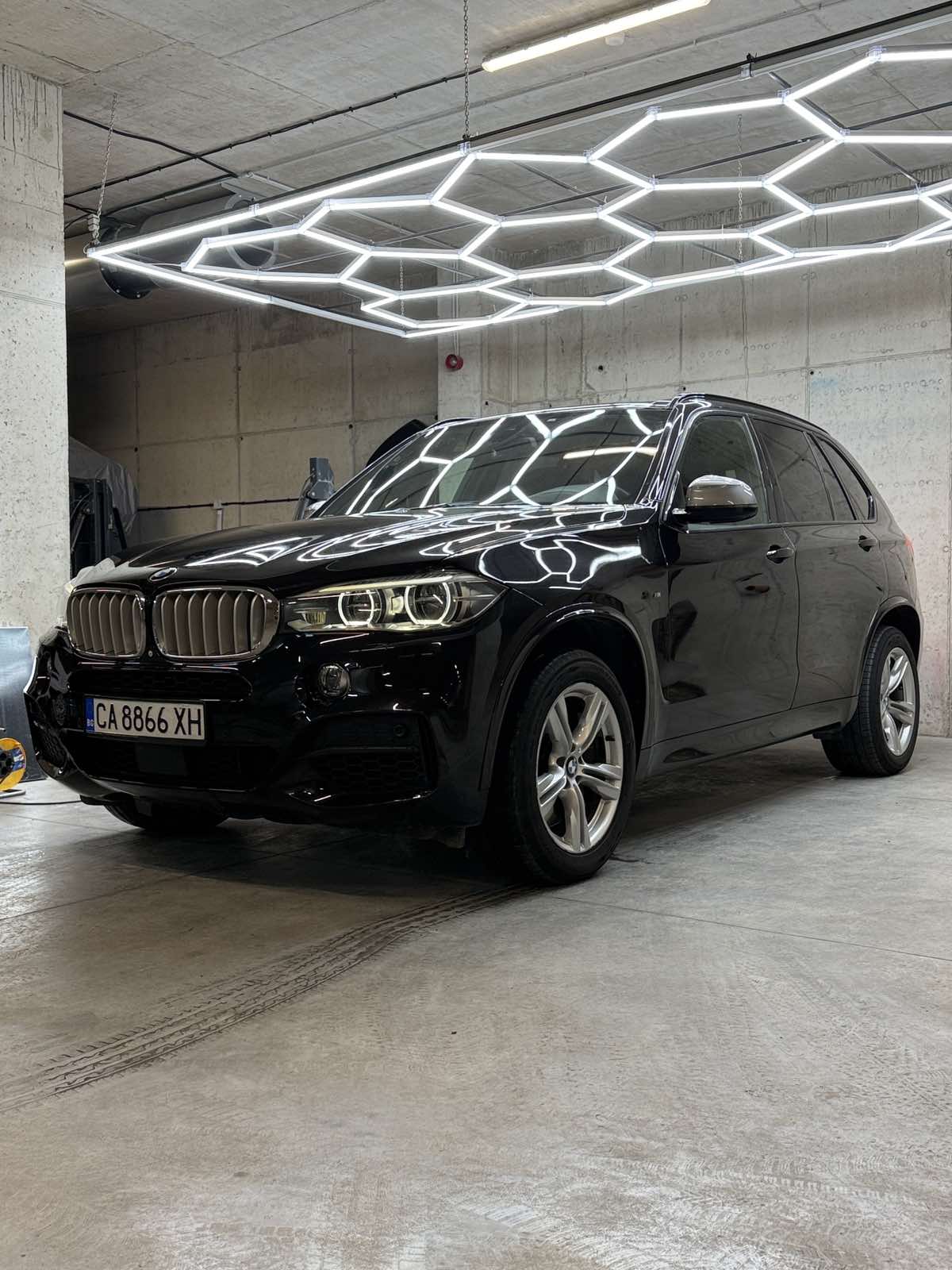 BMW X5 M50D