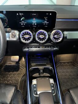 
										Mercedes-Benz GLB 250 full									