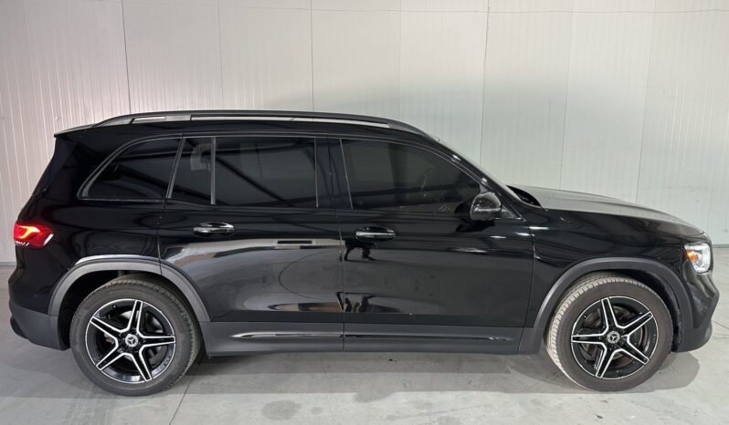 
								Mercedes-Benz GLB 250 full									