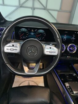 
										Mercedes-Benz GLB 250 full									