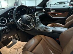 
										Mercedes-Benz GLC 300 full									