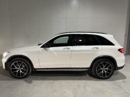 
										Mercedes-Benz GLC 300 full									
