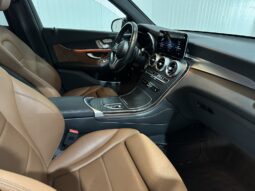 
										Mercedes-Benz GLC 300 full									