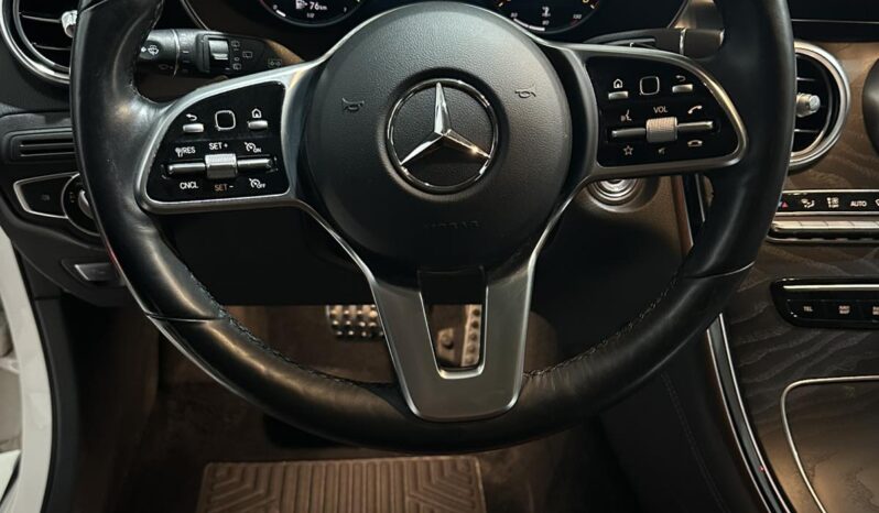 
								Mercedes-Benz GLC 300 full									