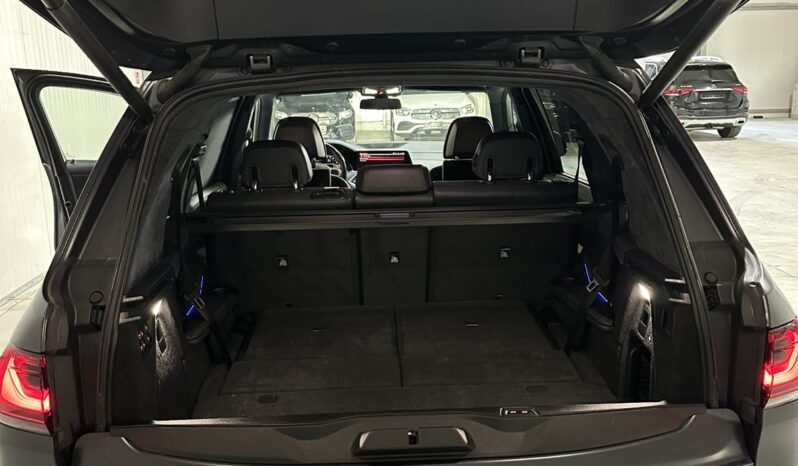 
								BMW X7 40i xDrive M Package full									