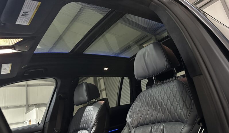 
								BMW X7 40i xDrive M Package full									