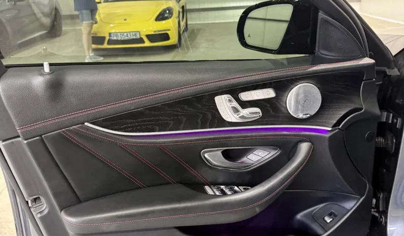 
								Mercedes-Benz E 43 AMG 4M Night Package full									