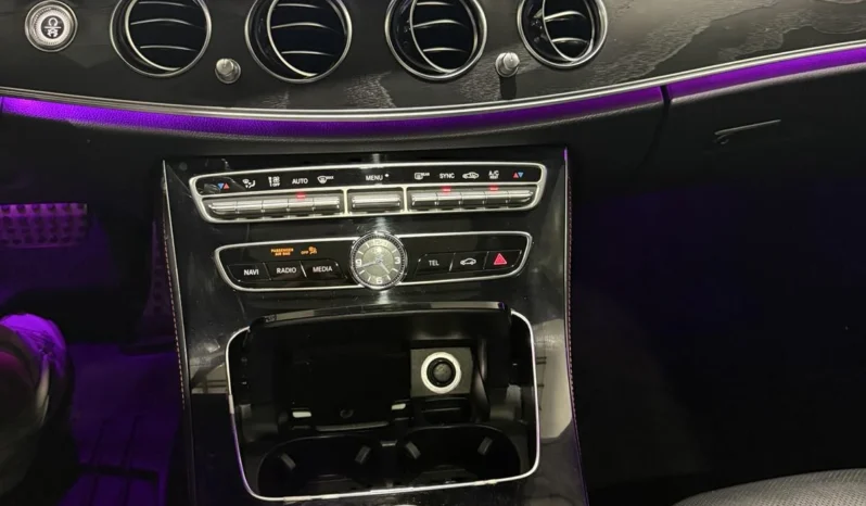 
								Mercedes-Benz E 43 AMG 4M Night Package full									