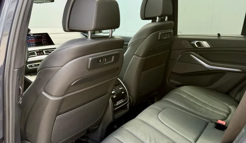 
								BMW X5 40i xDrive M Package full									