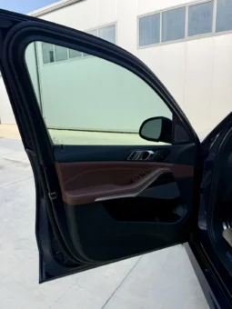 
										BMW X5 40i xDrive M Pro Package full									