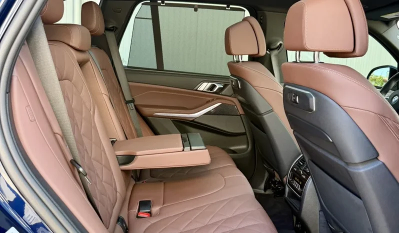 
								BMW X5 40i xDrive M Pro Package full									