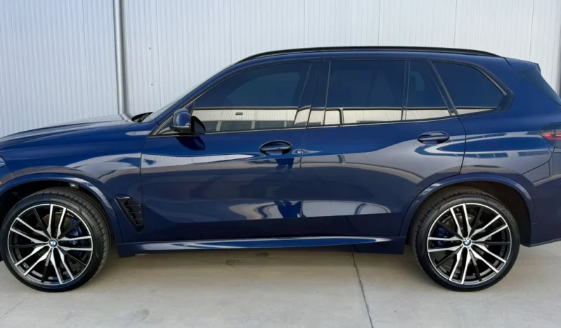 
								BMW X5 40i xDrive M Pro Package full									