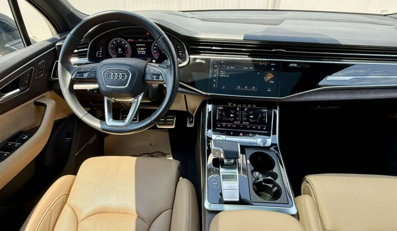 
								Audi Q7 55TFSI Technik S line full									