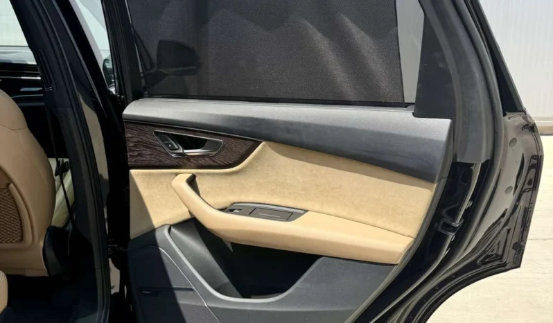 
								Audi Q7 55TFSI Technik S line full									