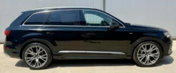 
										Audi Q7 55TFSI Technik S line full									