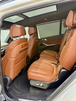 
										BMW X7 40i xDrive M Pro Package full									
