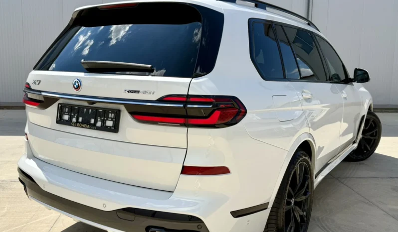 
								BMW X7 40i xDrive M Pro Package full									