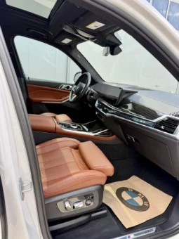 
										BMW X7 40i xDrive M Pro Package full									