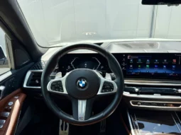 
										BMW X7 40i xDrive M Pro Package full									