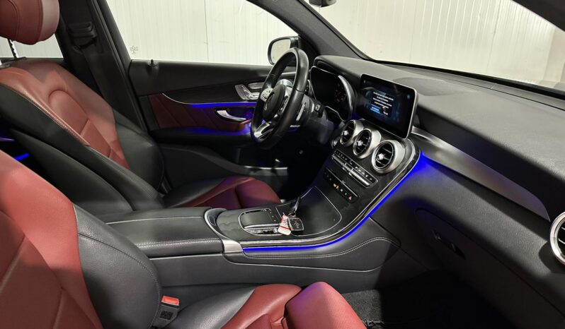 
								Mercedes-Benz GLC 300 Coupe full									