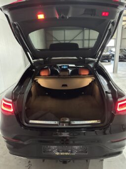 
										Mercedes-Benz GLC 300 Coupe full									