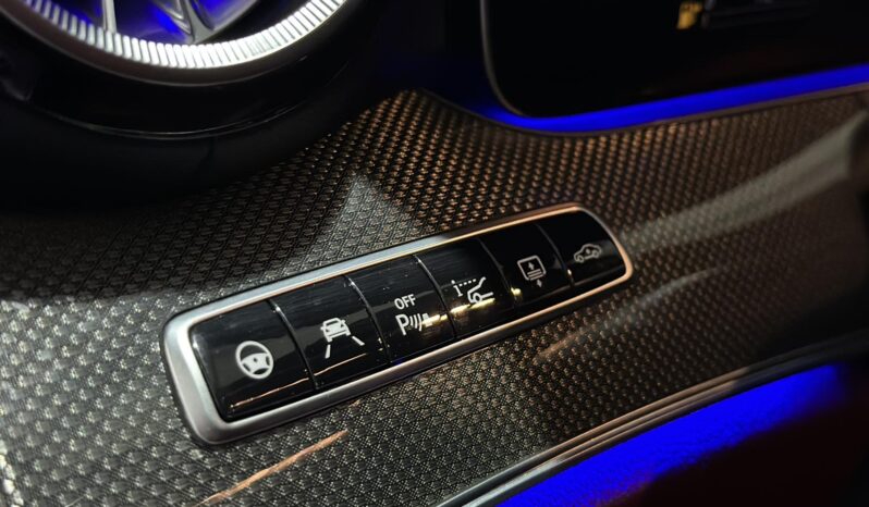 
								Mercedes-Benz CLS 53 AMG full									